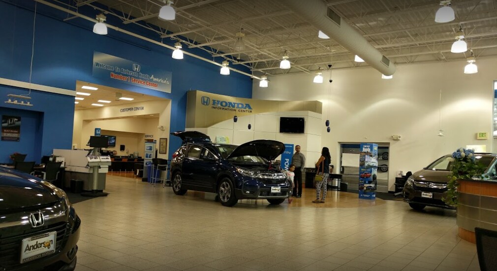 AndersonHondaShowroomEntrance.png