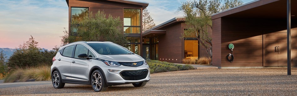 2021-Chevrolet-BoltEV-Premier-Hatchback-L05.jpeg
