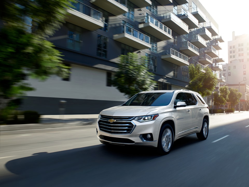2021 Chevrolet Traverse High Country SUV Chevy Traverse for sale in Milwaukee from Andrew Chevrolet