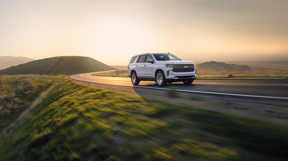 2021-Chevrolet-Tahoe-Premier-SUV-L01.jpeg