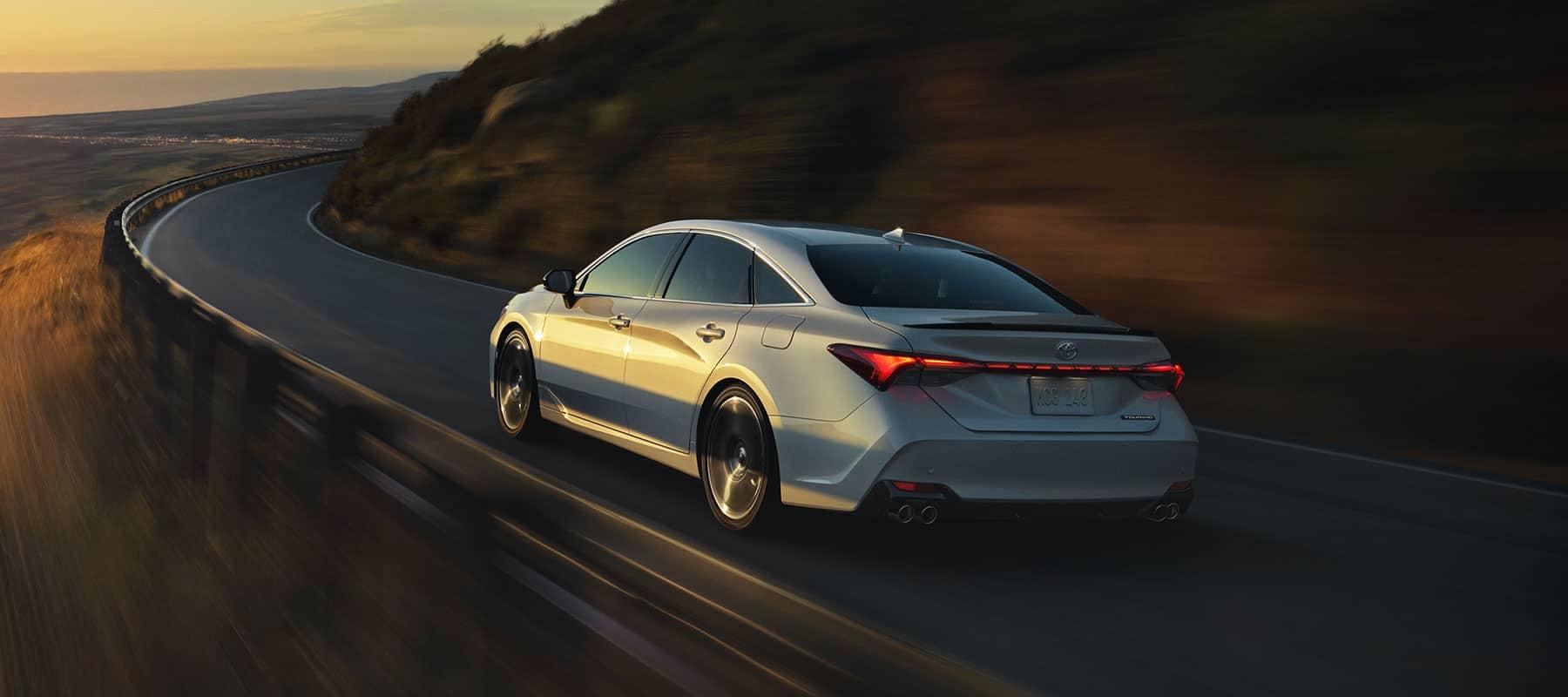 2019-Toyota-Avalon.jpg