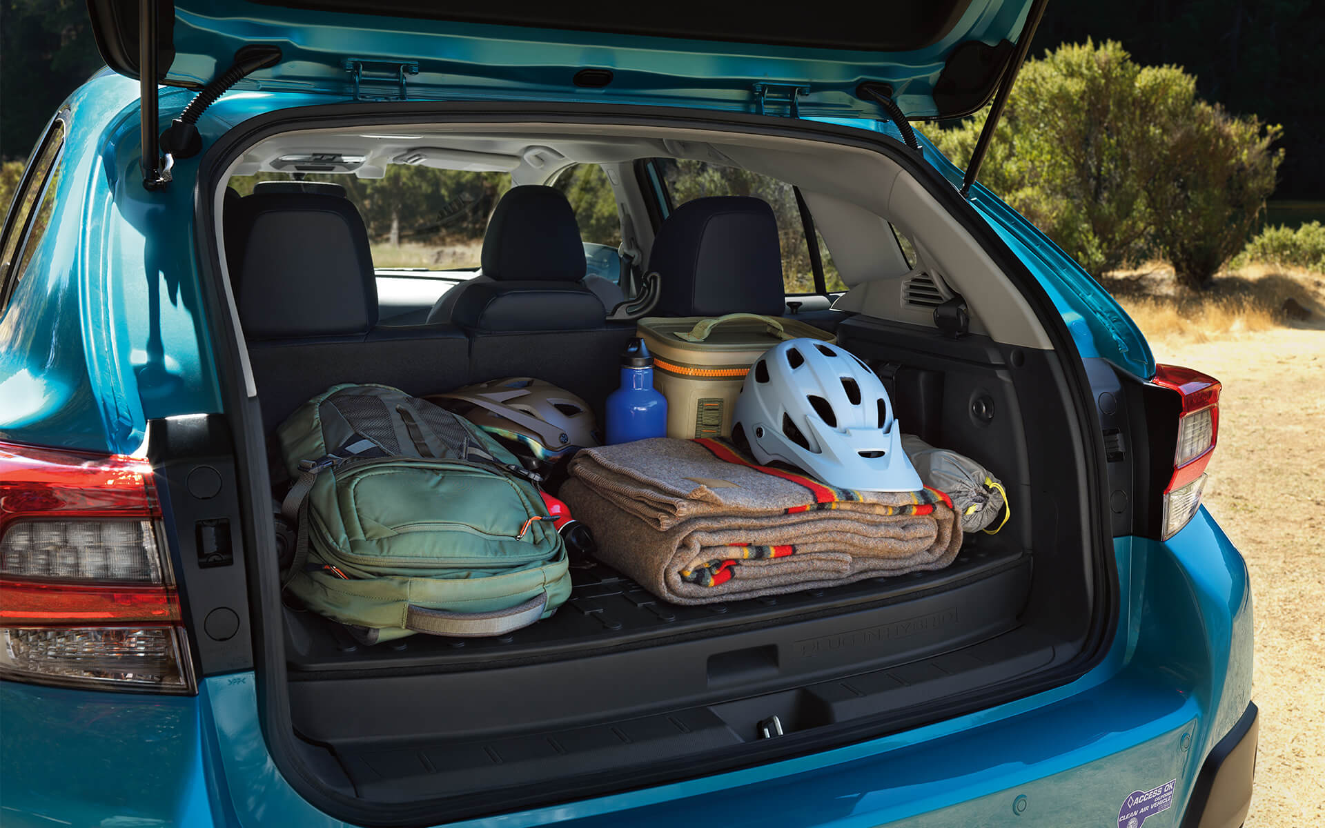 Subaru Crosstrek Hybrid rear truck space