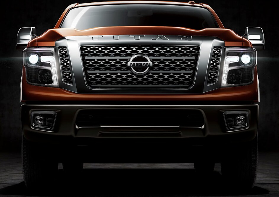 2016 Nissan Titan.png