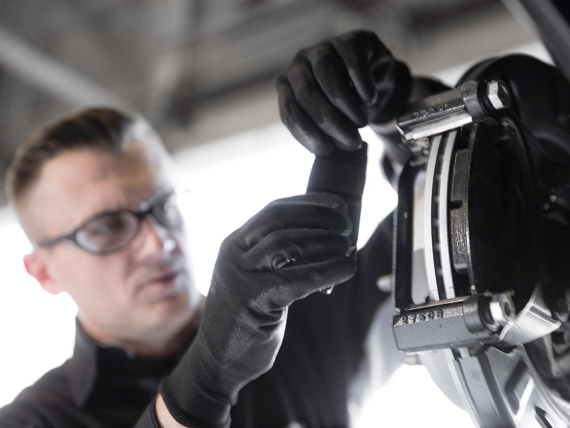 HOW DO BRAKES WORK.jpg