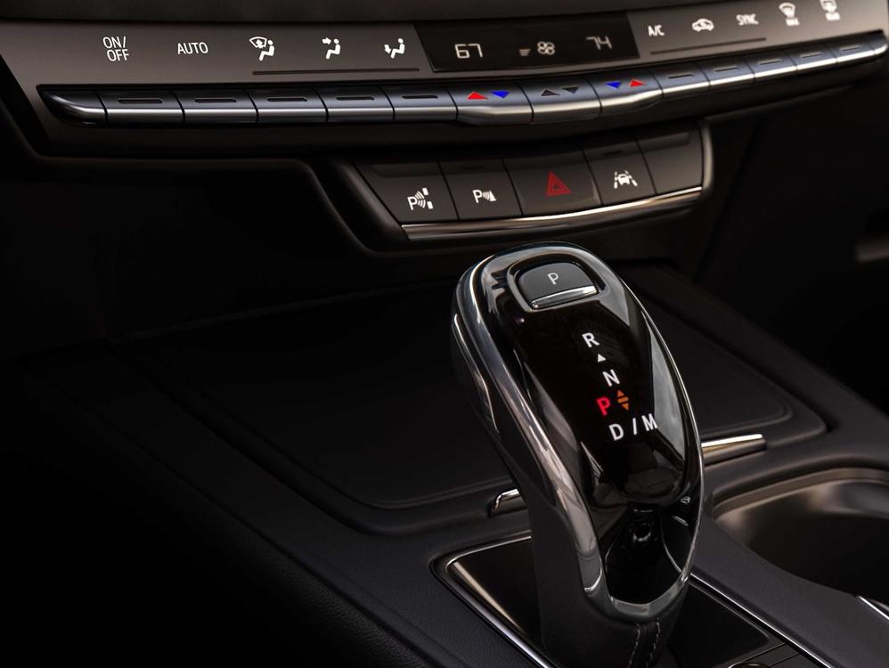 2020 XT4 Interior