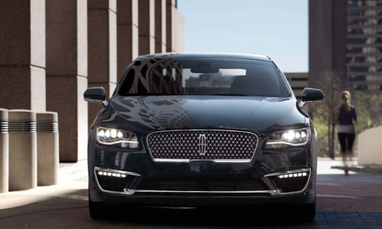 Front view of the 2019 Lincoln MKZ