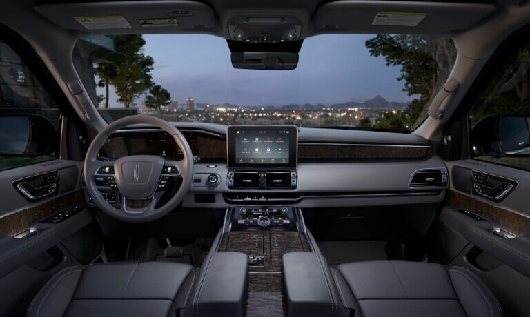 2019 Lincoln Navigator interior tech view
