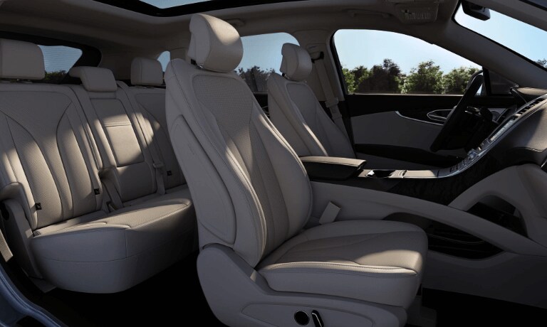 2019 Lincoln Nautilus inerior seating view