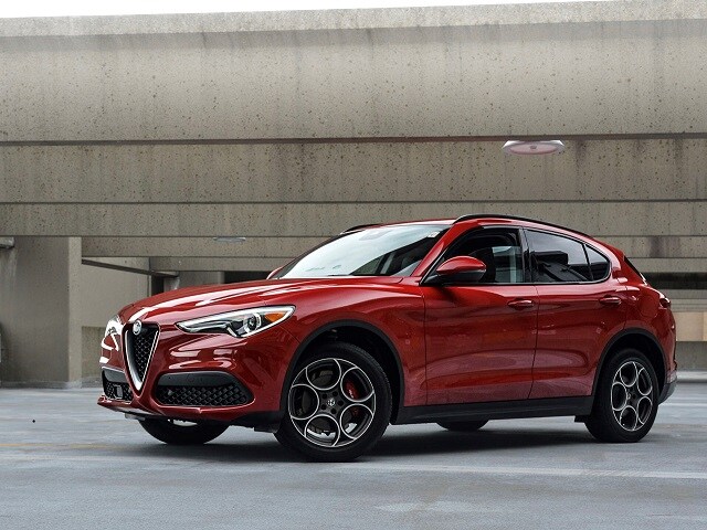 2018 Alfa Romeo Stelvio red 2018 Alfa Romeo Stelvio red