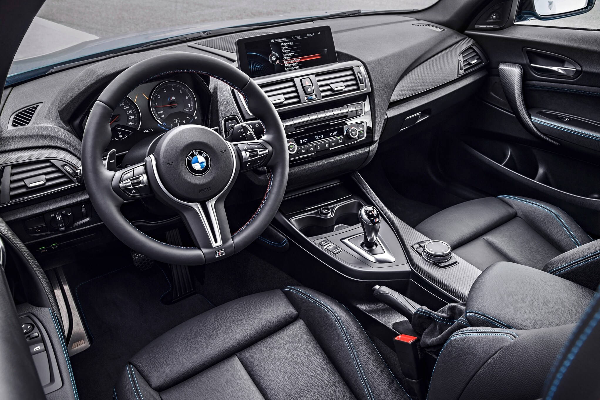 2016-BMW-M2-Coupe-interior-view.jpg