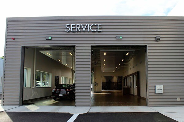 Herb Chambers Lincoln of Norwood service center