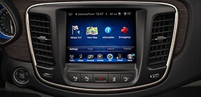 2016-chrysler-200-technology.jpg 2016 Chrysler 200 Technology