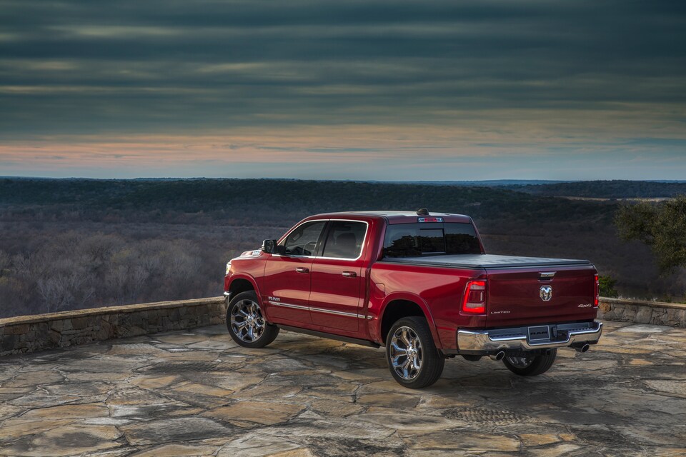 2022-RAM-1500-Limited-CrewCab-WheelAddOn-Truck-L03.jpeg
