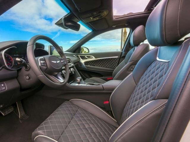Genesis G70 Seats.jpg