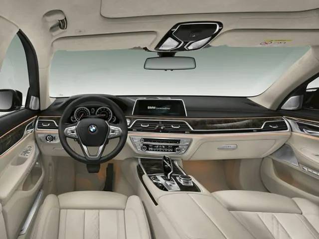 BMW 7Series Interior.jpg