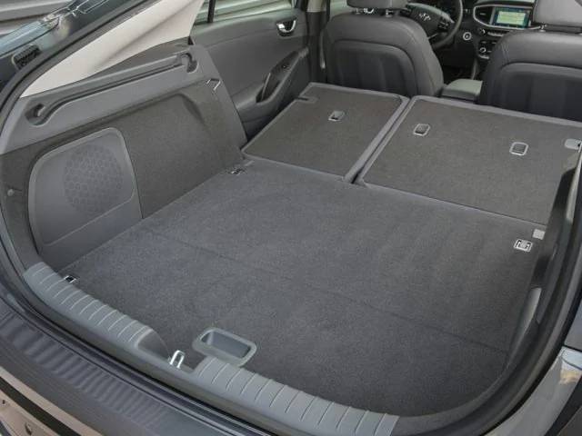 Hyundai Ioniq Trunk.jpg