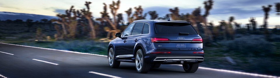 2021-Audi-Q7-Prestige-WheelAddOn-SUV-L01.jpeg