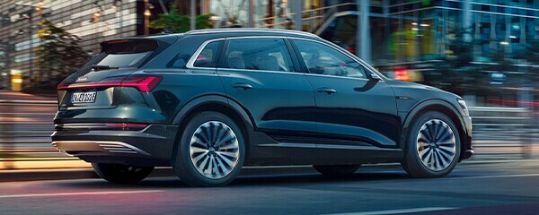 Audi e-tron charging port