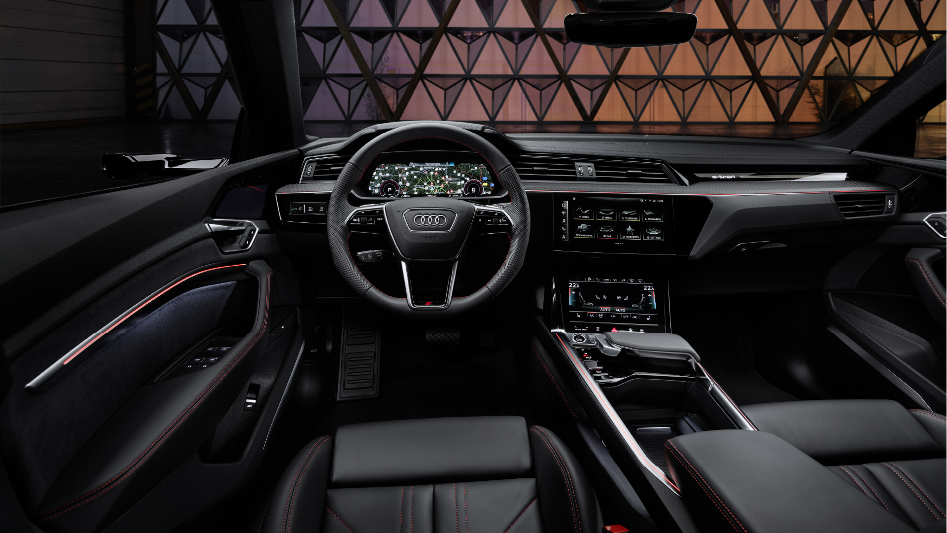 Q8 etron_1.png