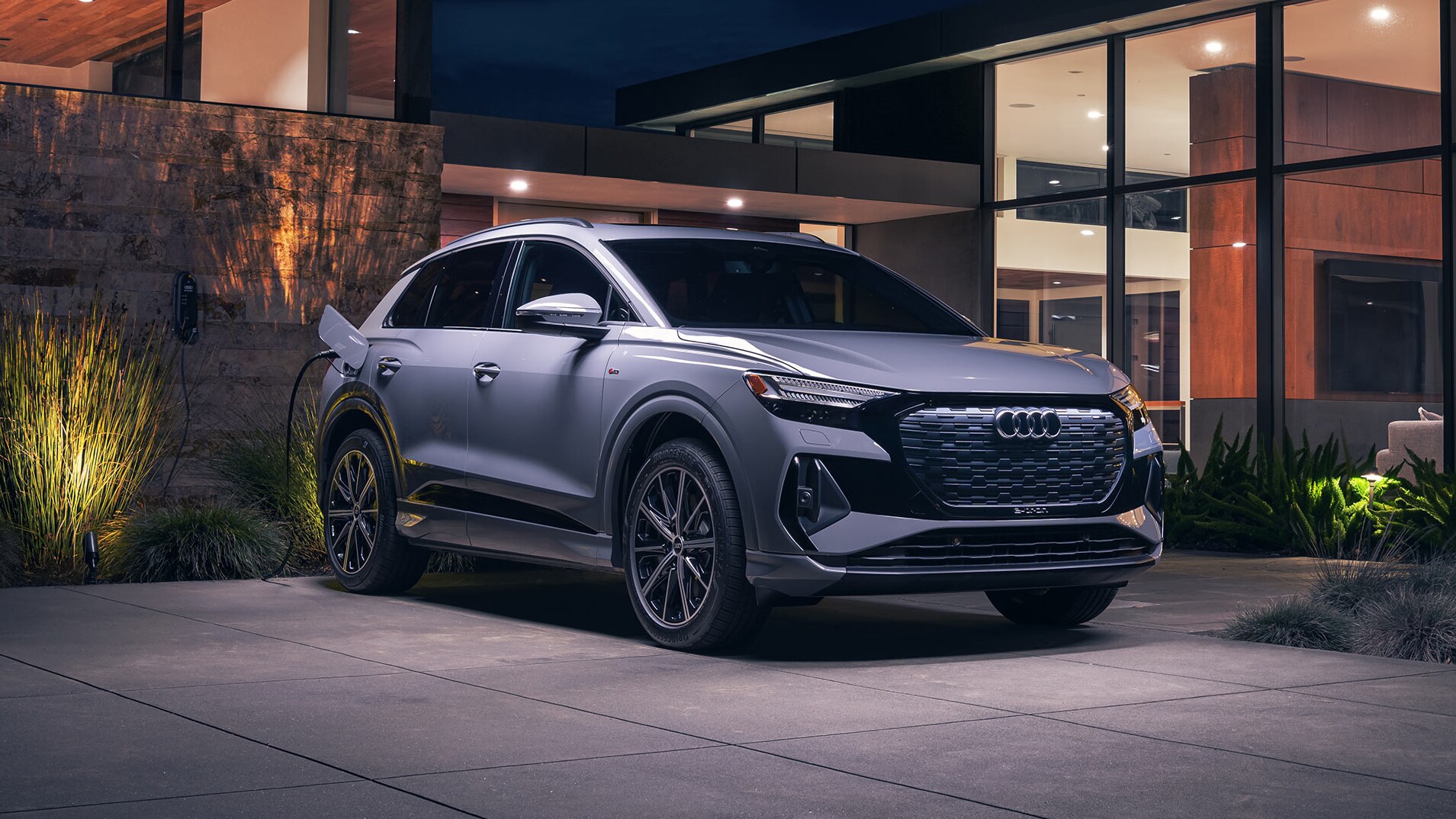 NEW%202025_Q4%20etron.png