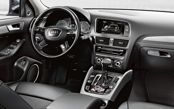 q5-hybrid-interior.jpg