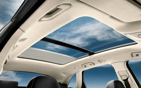MR-14-SQ5-Sunroof.jpg