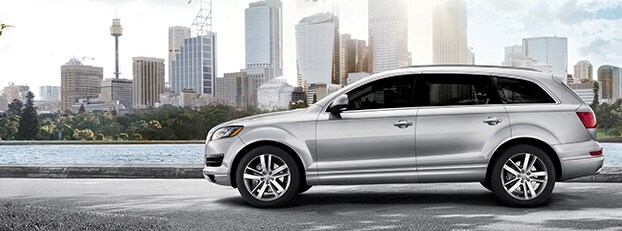 2013-Audi-Q7-footer.jpg