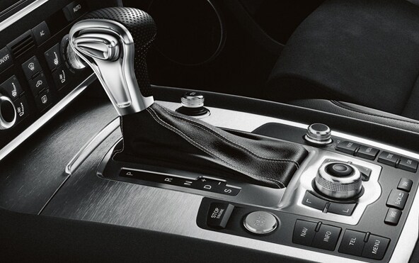 Q7-shifter.jpg