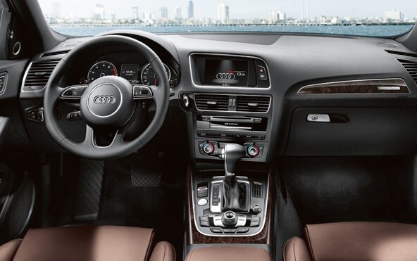 14-Q5-interior.jpg