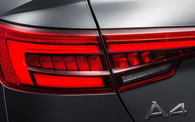 2017-Audi-A4-safety.jpg