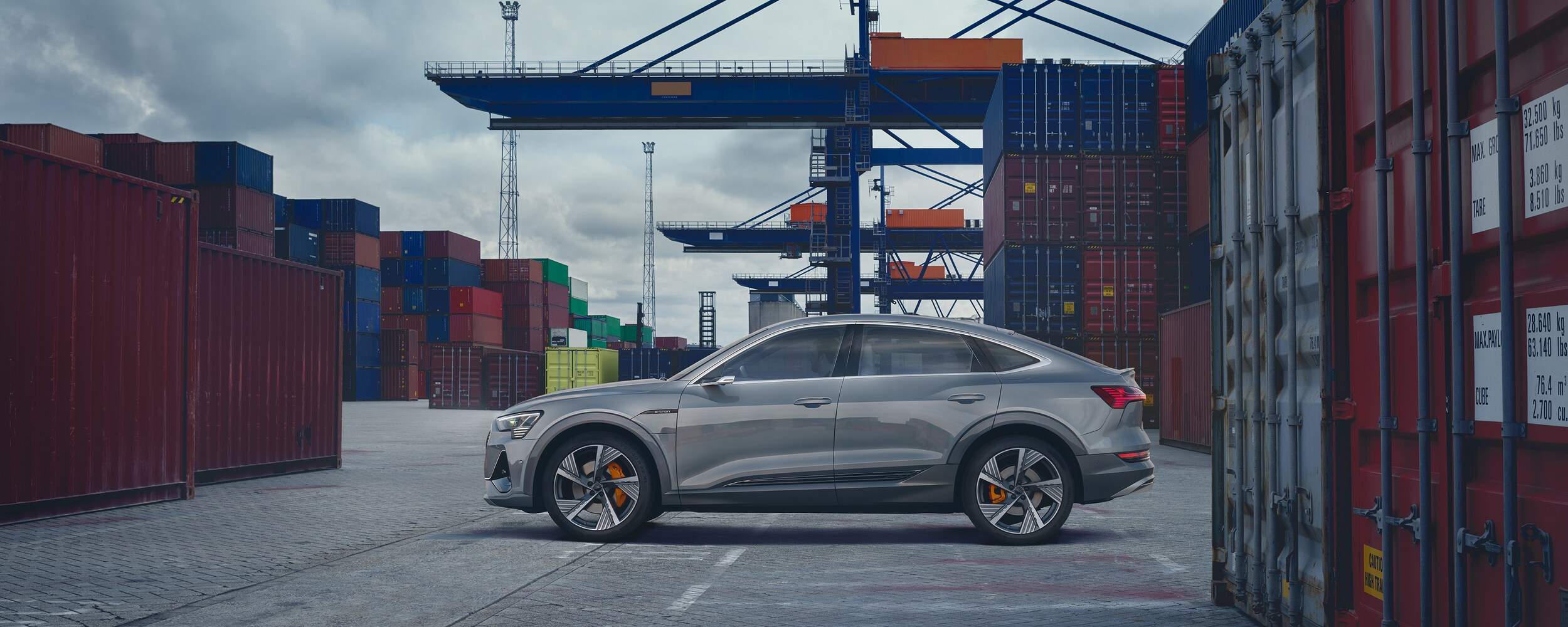2021 Audi e-tron (2).jpeg