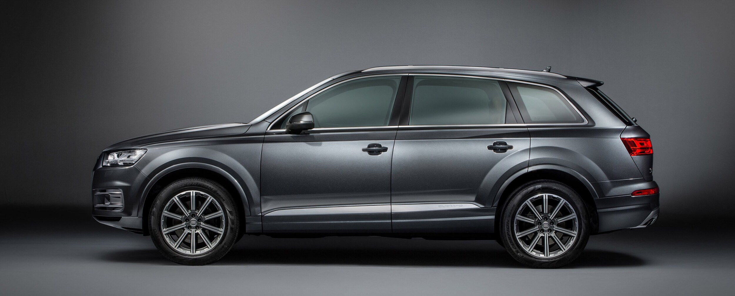 Q7_Side1.jpg 2017 Audi Q7