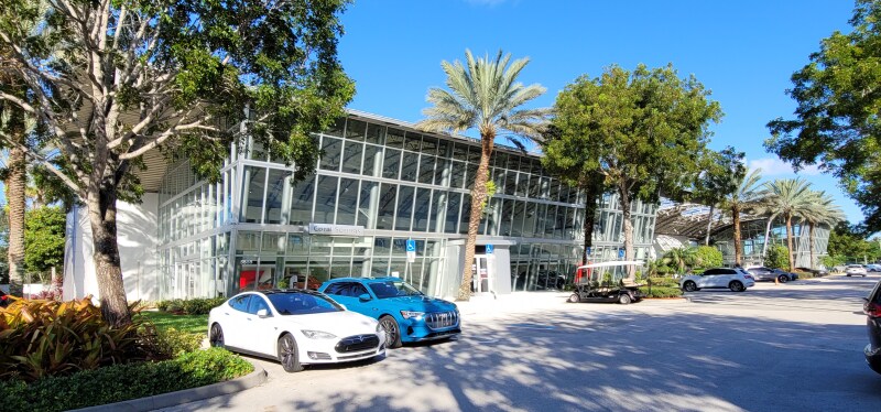 audi-coral-springs-dealership.png