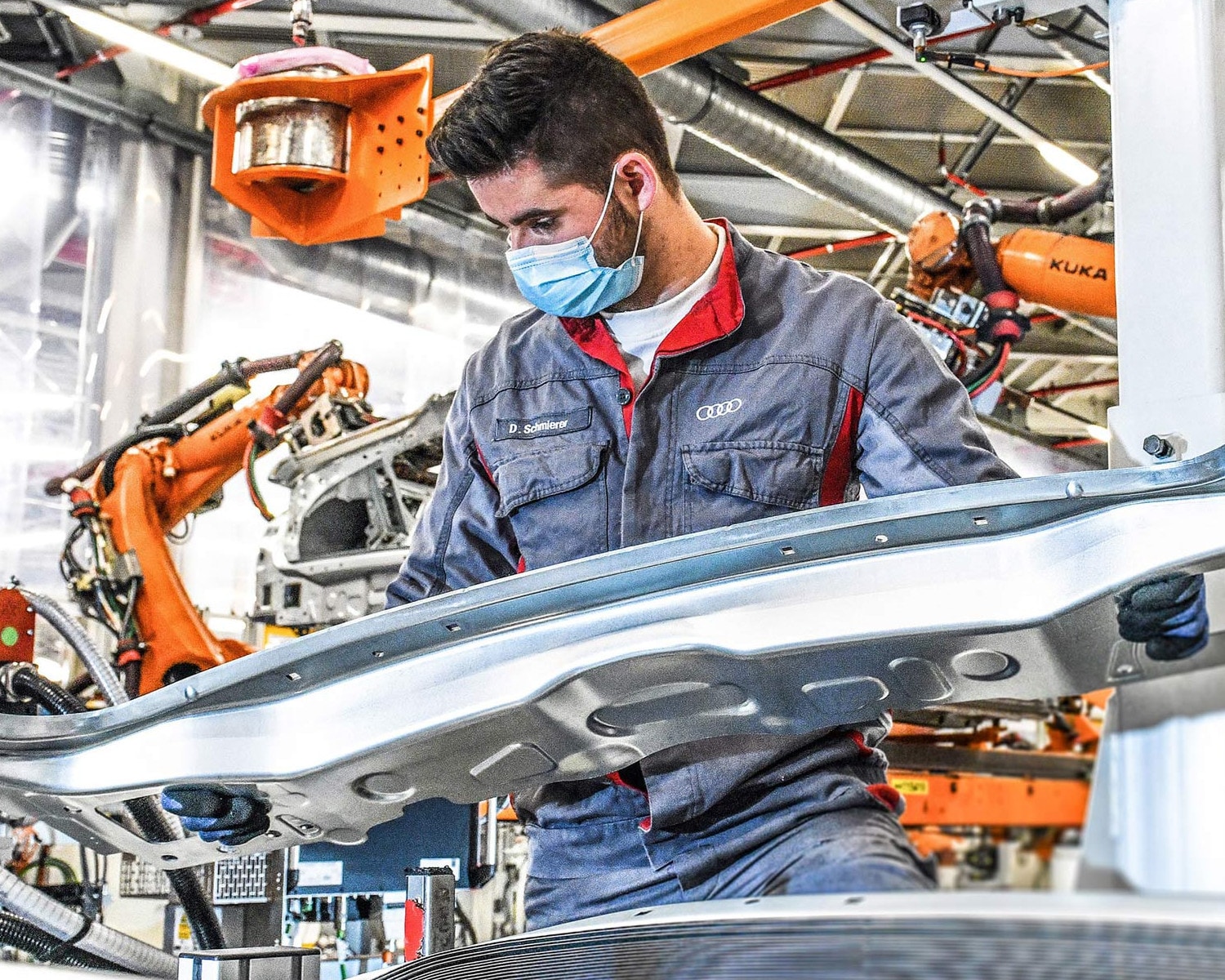 Audi%20Repair%20mechanic%20with%20Sophisticated%20service%20in%20toronto.jpg