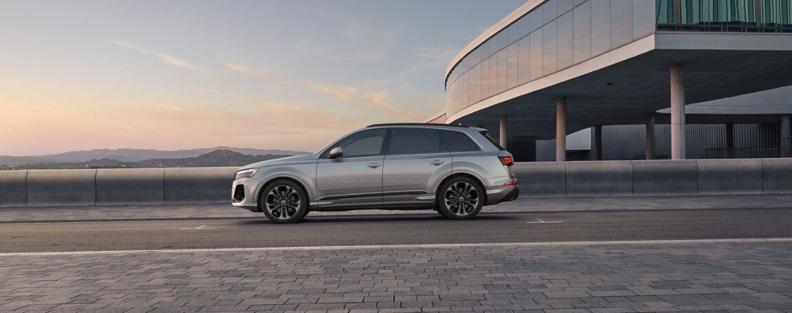 2025 Audi Q7 2025 Audi Q7 Exterior