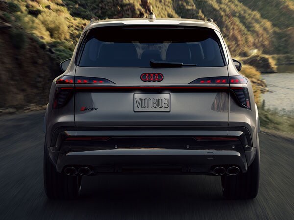 2027 Audi SQ7 Rear Angle