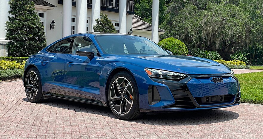 2024 RS e-tron GT.jpg