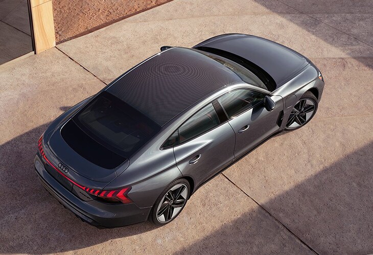 MY24-RS-e-tron-GT-Side-Profile-.jpg