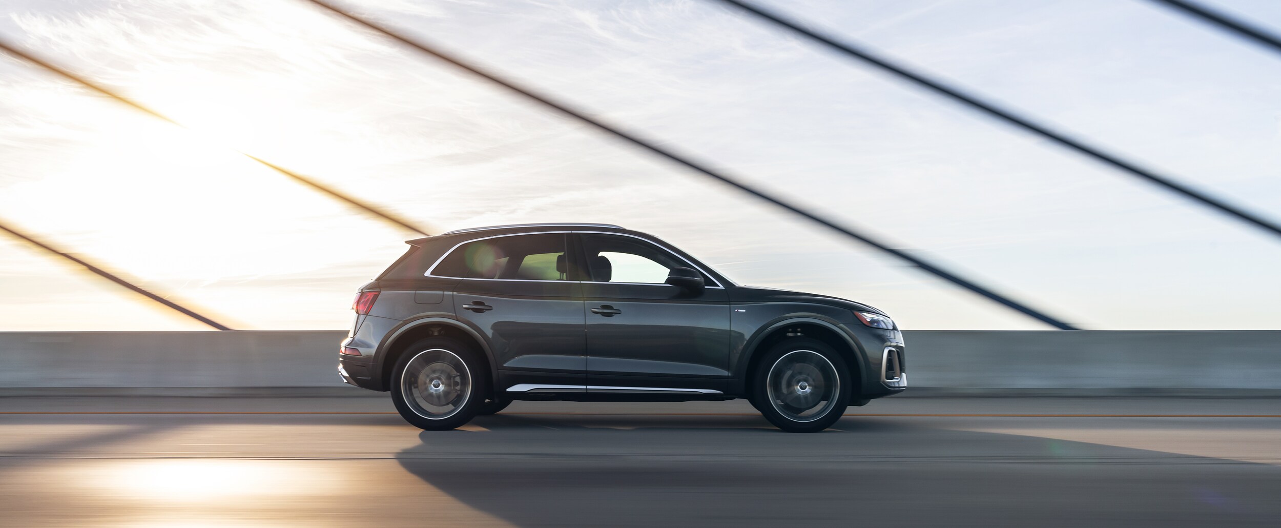 2021-Audi-Q5-Hybrid-SUV-L14.png