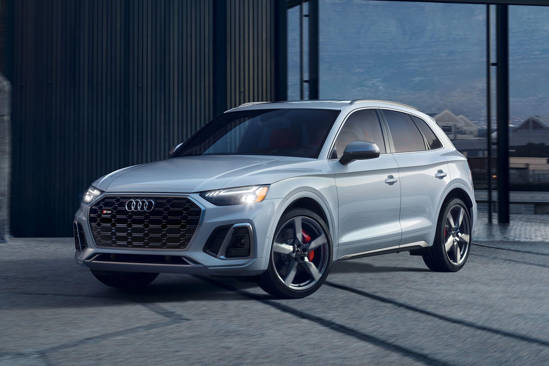 SQ5 resized.jpg