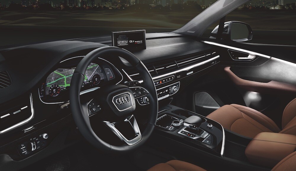 2019 Audi Q7 Cedar Brown Valcona leather 2019 Audi Q7 Interior image 3