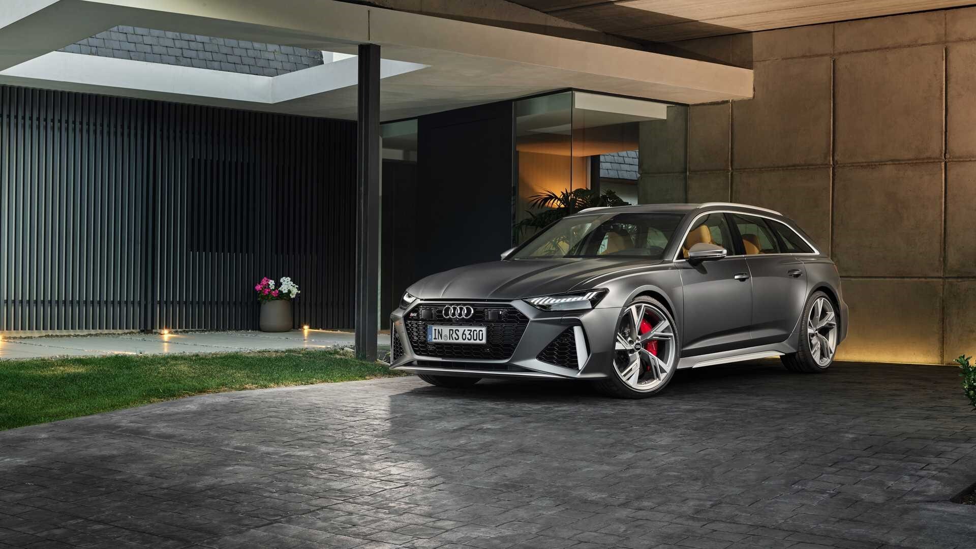 RS6 Parked.jpg