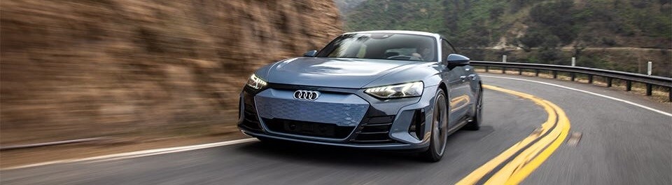 2021-Audi-e-tron-GT-hero.jpg