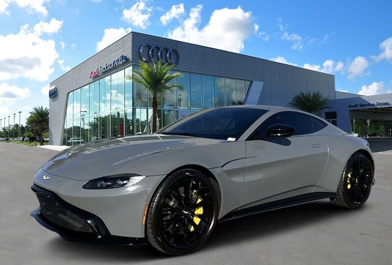 2022 Aston Martin Vantage