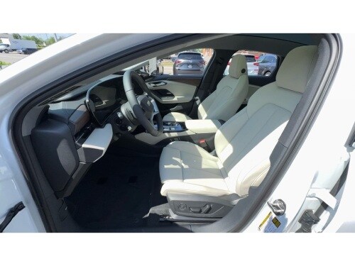 2025 Audi A6 front seating area