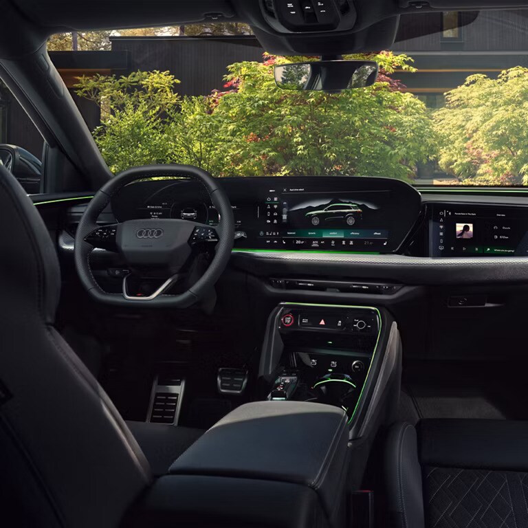 Side profile of the 2025 Audi Q5