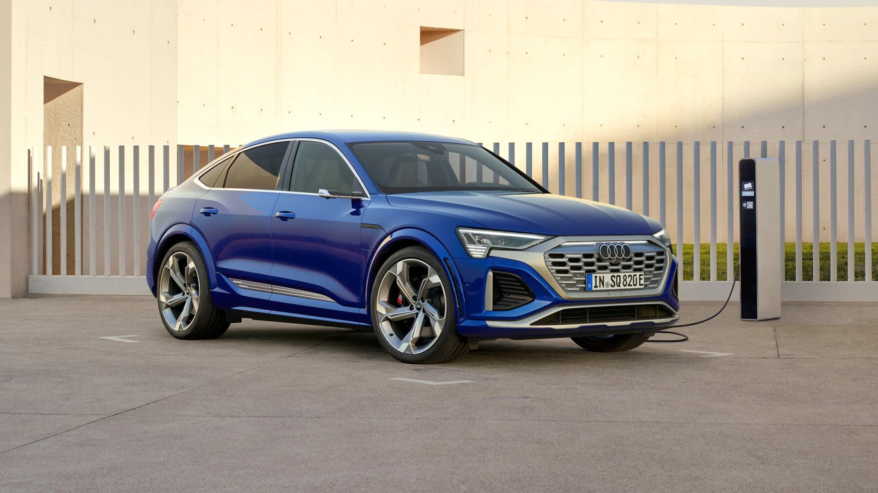 2024 SQ8 Sportback e-tron