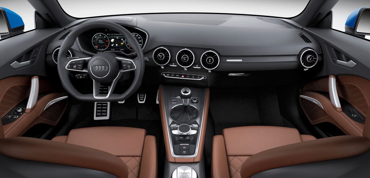 Audi TT int.JPG