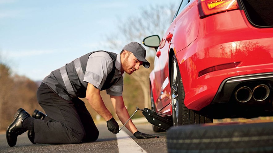 883x496-roadside-assistance-tile-min.jpg