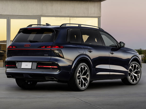 2027 Audi Q9 Rear Angle